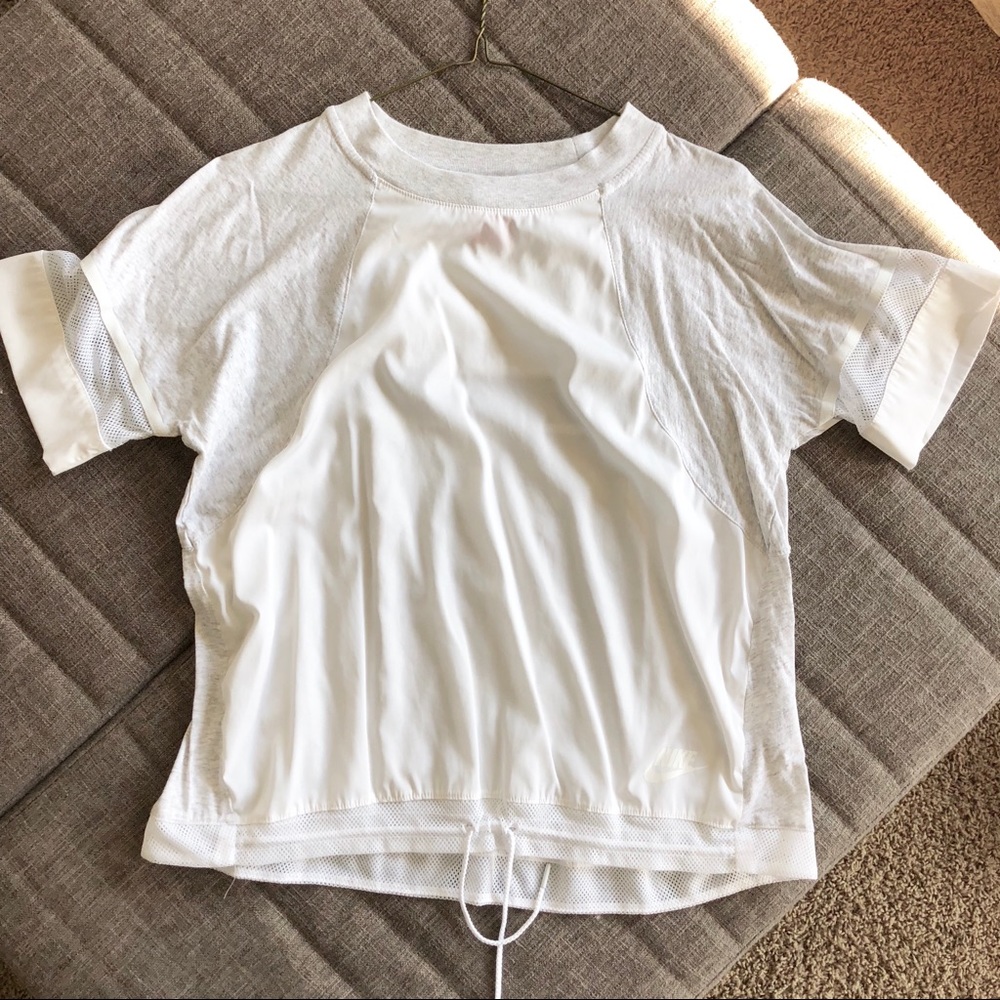 NIKE Top
